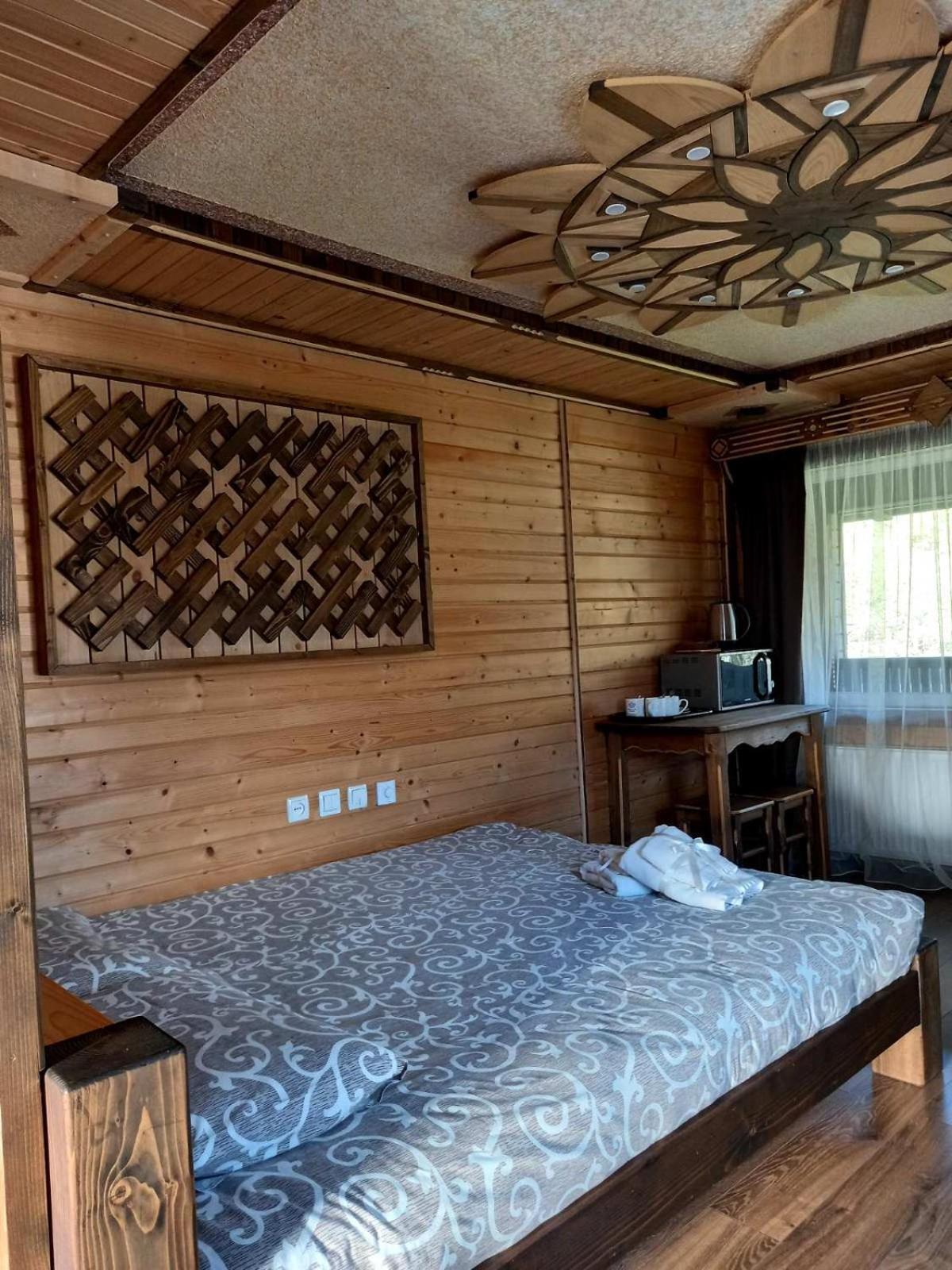 Hotel Voyage Tatariv Exteriér fotografie